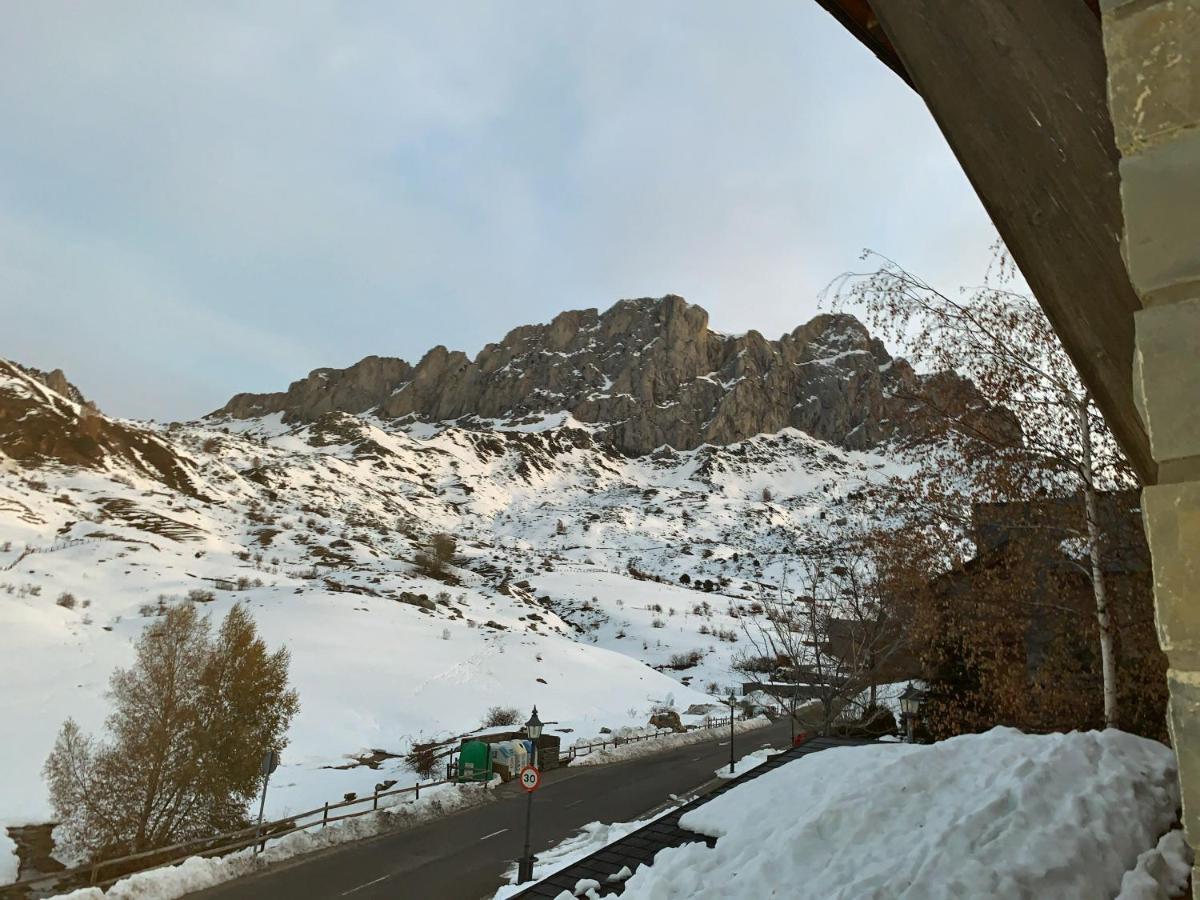 Chalet Los Ibones - Lodge Formigal Esterno foto